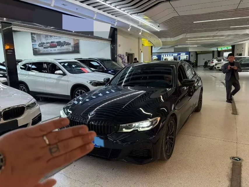 2021 BMW 3 Series 2.0T 184HP L4 8AT,autocango,china used car exporter,china ev exporter,chinese used car exporter,chinese used ev exporter