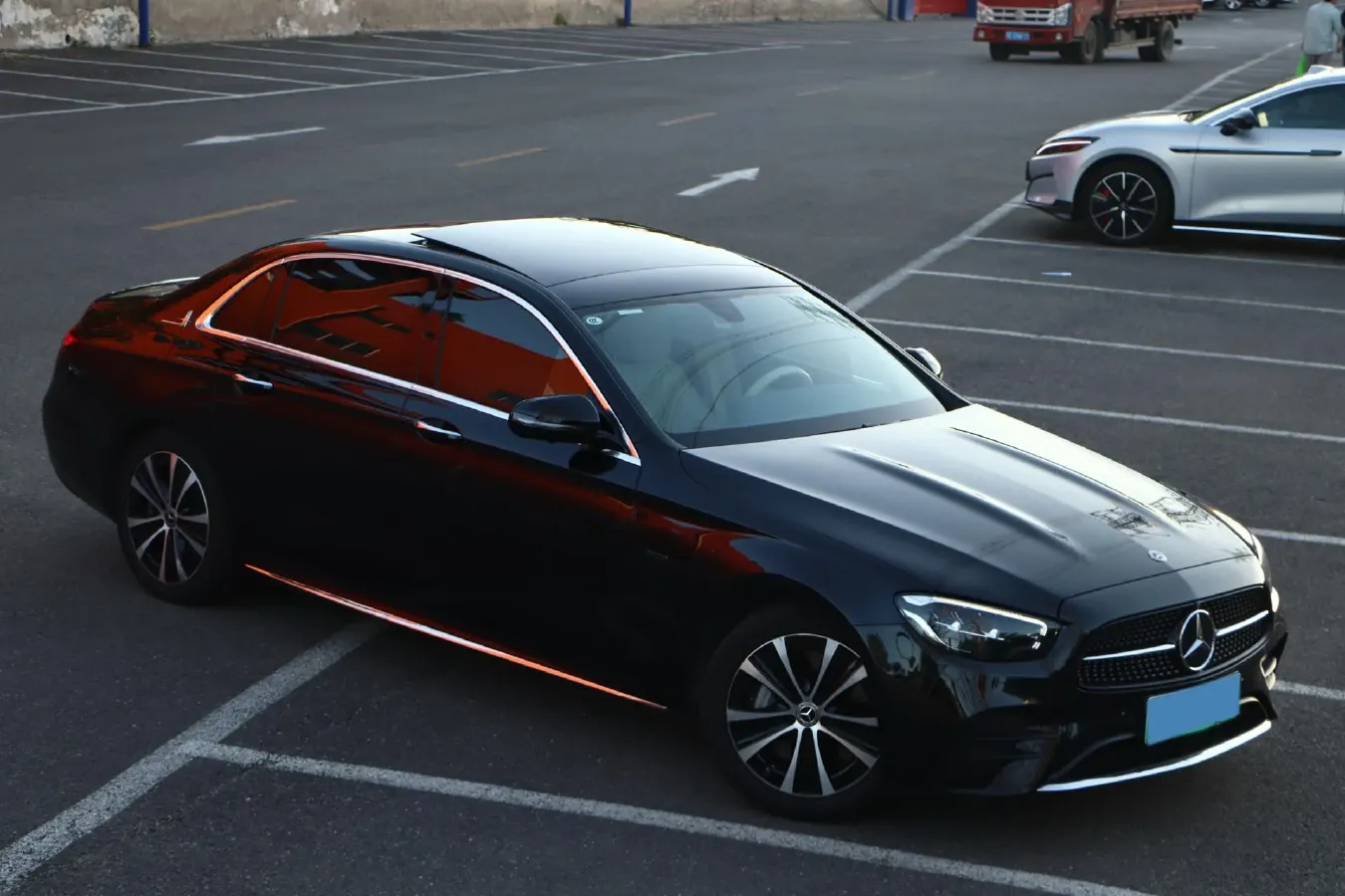 2022 Mercedes-Benz E Class 2.0T 211HP L4 9AT PHEV 25.4KWH,autocango,china used car exporter,china ev exporter,chinese used car exporter,chinese used ev exporter