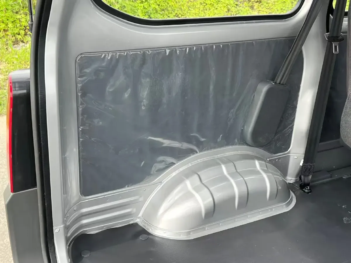 2023 WuLing ZhiGuang 1.5L 102HP L4 5MT,autocango,china used car exporter,china ev exporter,chinese used car exporter,chinese used ev exporter