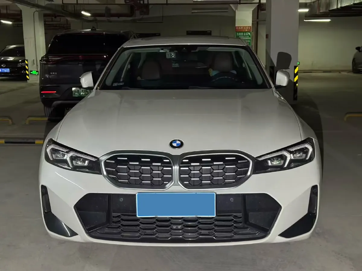 2023 BMW 3 Series 2.0T 184HP L4 8AT,autocango,china used car exporter,china ev exporter,chinese used car exporter,chinese used ev exporter
