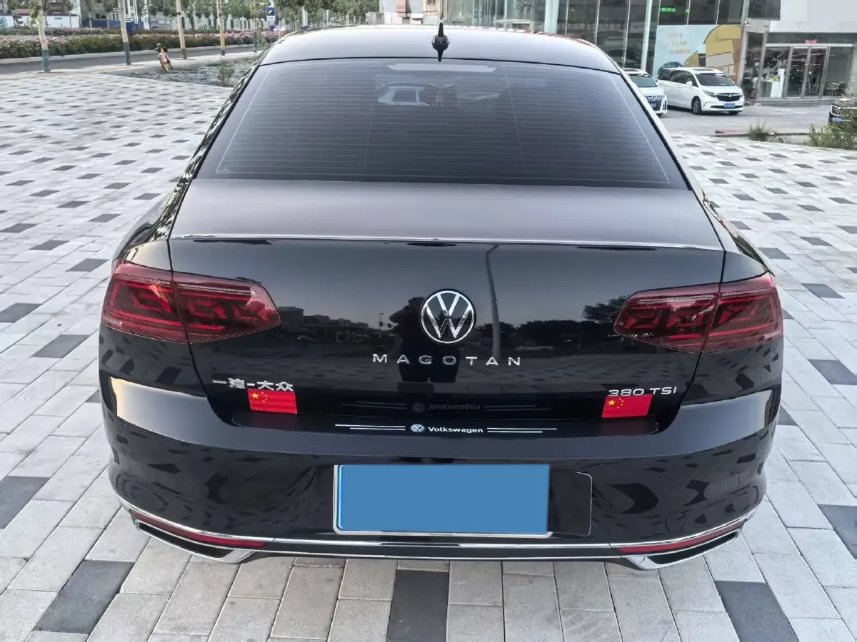 2026 Volkswagen Magotan 2.0T 220HP L4 7DCT,autocango,china used car exporter,china ev exporter,chinese used car exporter,chinese used ev exporter