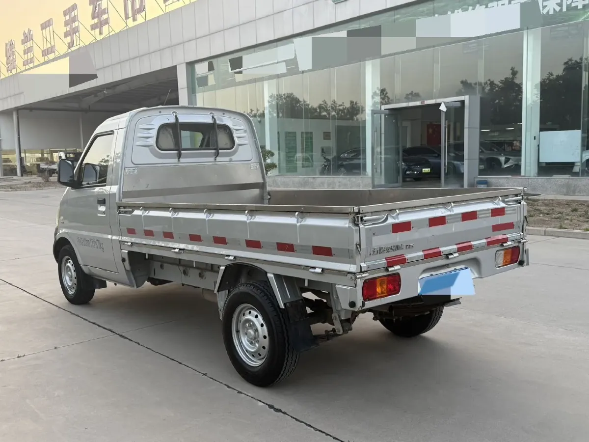2020 WuLing RongGuang Mini Truck 1.5L 99HP L4 5MT,autocango,china used car exporter,china ev exporter,chinese used car exporter,chinese used ev exporter