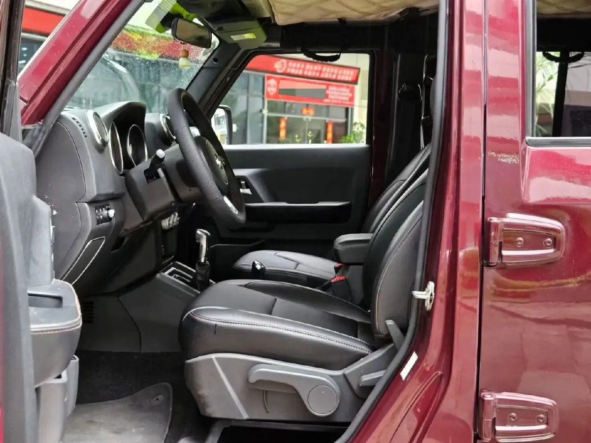 2016 Beijing BJ40 2.3T 250HP L4 6AT,autocango,china used car exporter,china ev exporter,chinese used car exporter,chinese used ev exporter