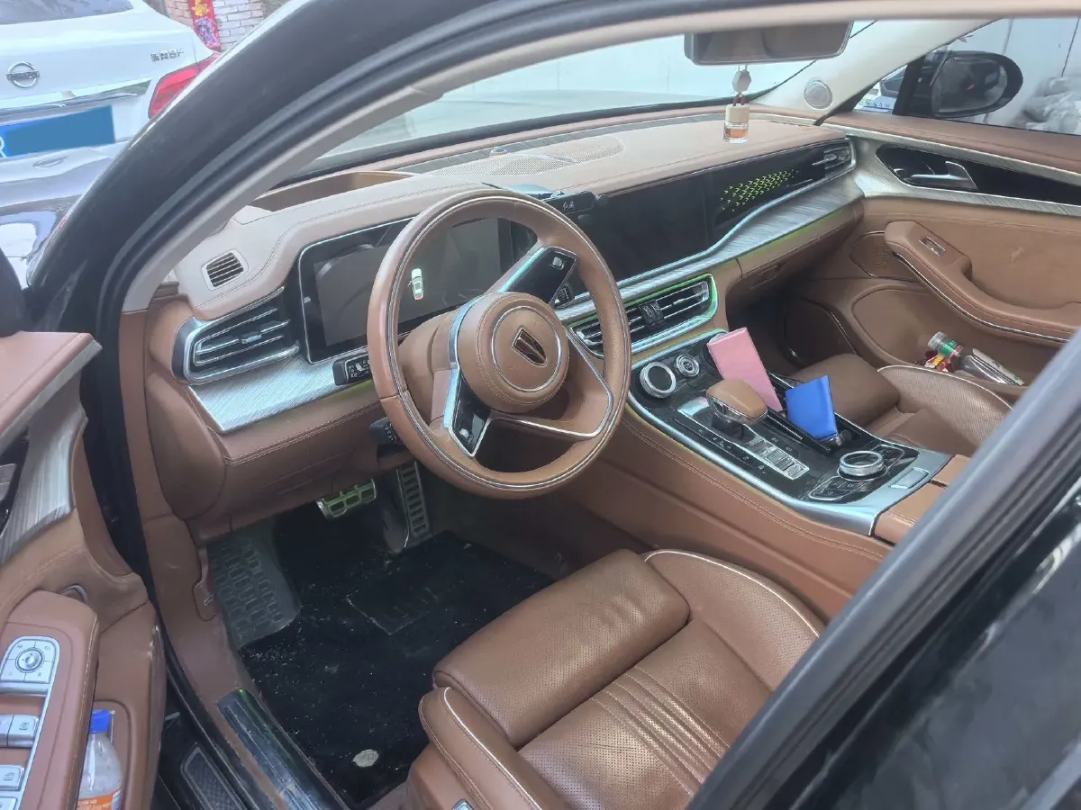 2020 HongQi H9 2.0T 252HP L4 7DCT,autocango,china used car exporter,china ev exporter,chinese used car exporter,chinese used ev exporter
