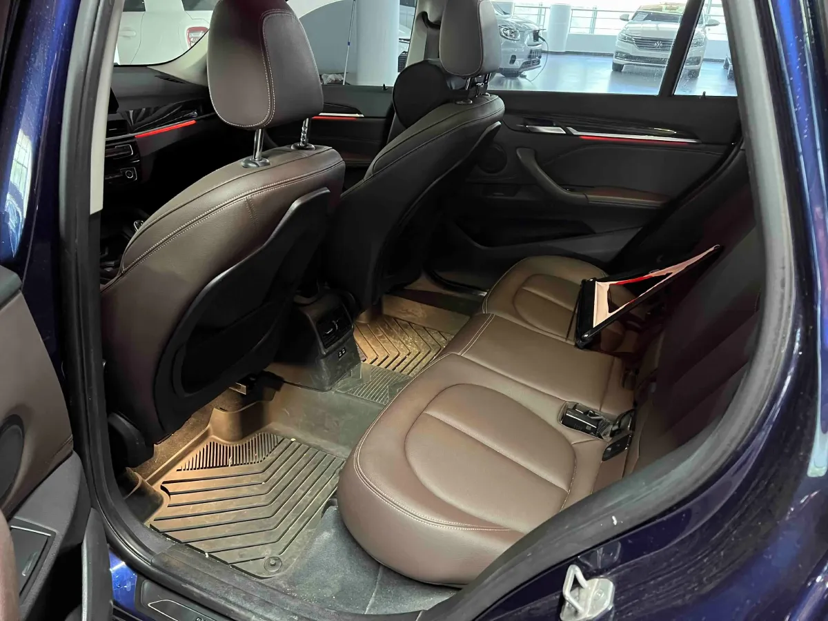 2020 BMW X1 2.0T 192HP L4 7DCT,autocango,china used car exporter,china ev exporter,chinese used car exporter,chinese used ev exporter