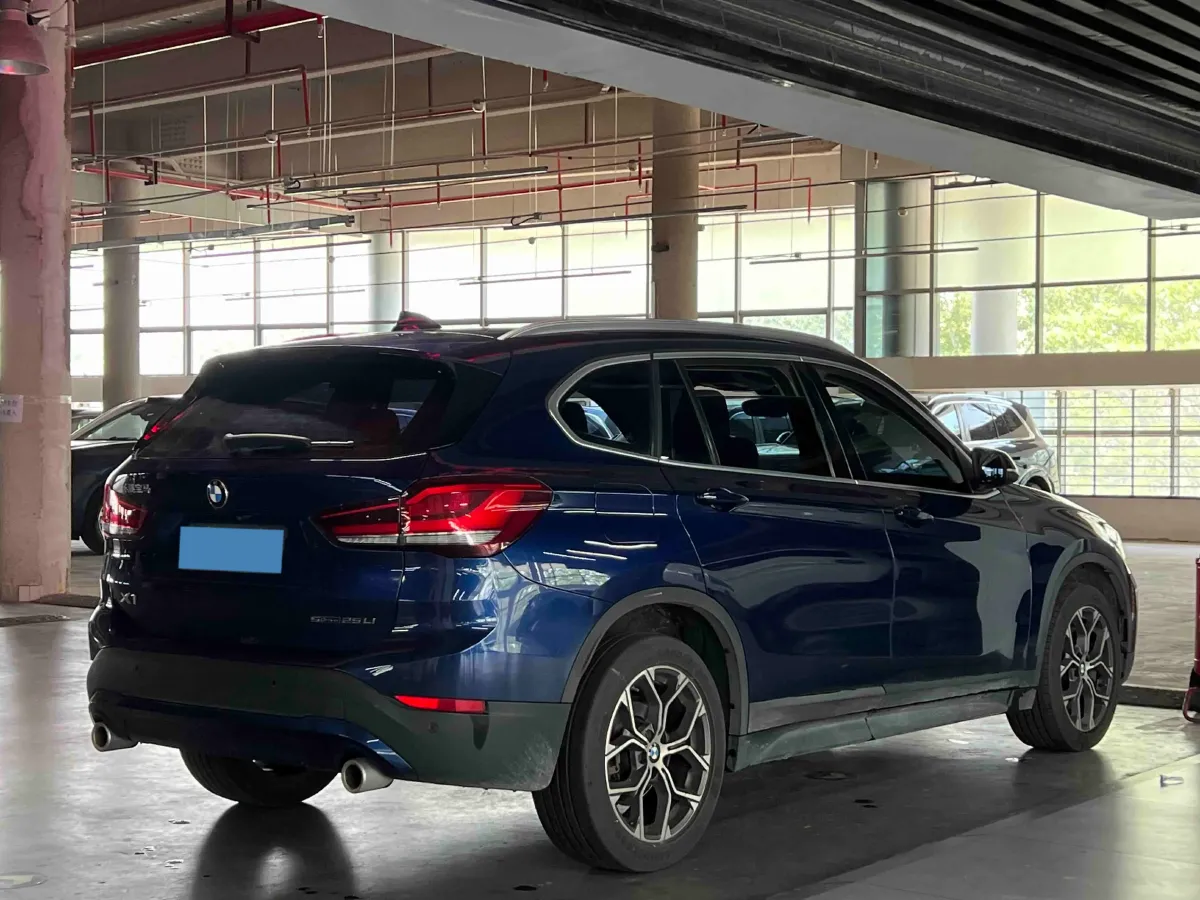 2020 BMW X1 2.0T 192HP L4 7DCT,autocango,china used car exporter,china ev exporter,chinese used car exporter,chinese used ev exporter