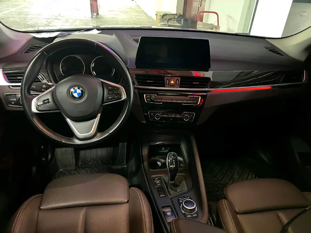 2020 BMW X1 2.0T 192HP L4 7DCT,autocango,china used car exporter,china ev exporter,chinese used car exporter,chinese used ev exporter