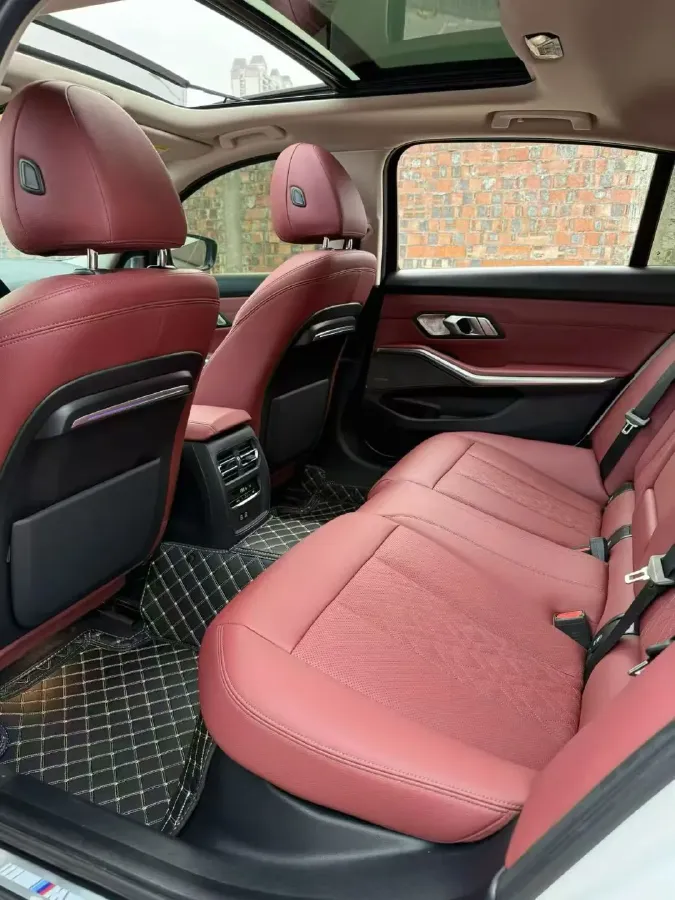 2022 BMW 3 Series 2.0T 184HP L4 8AT,autocango,china used car exporter,china ev exporter,chinese used car exporter,chinese used ev exporter