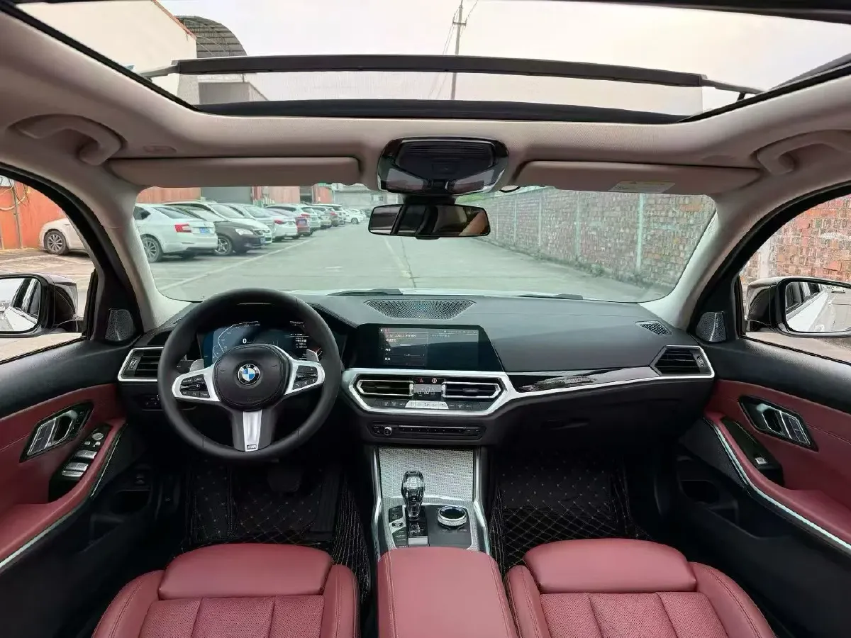 2022 BMW 3 Series 2.0T 184HP L4 8AT,autocango,china used car exporter,china ev exporter,chinese used car exporter,chinese used ev exporter