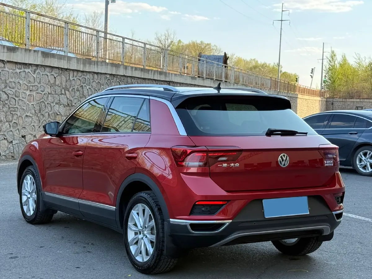 2018 Mitsubishi Eclipse Cross 1.5T 170HP L4 CVT,autocango,china used car exporter,china ev exporter,chinese used car exporter,chinese used ev exporter