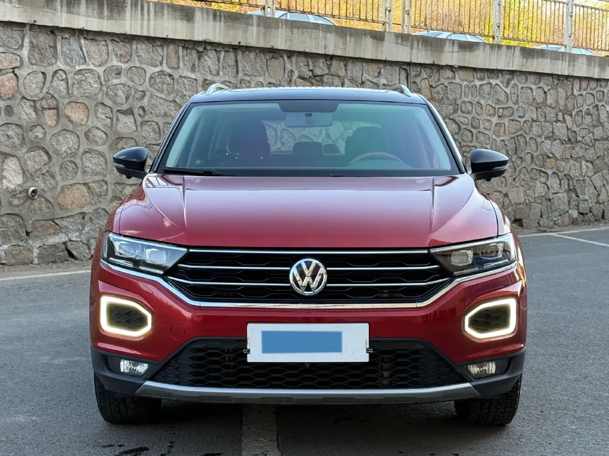 2018 Mitsubishi Eclipse Cross 1.5T 170HP L4 CVT,autocango,china used car exporter,china ev exporter,chinese used car exporter,chinese used ev exporter