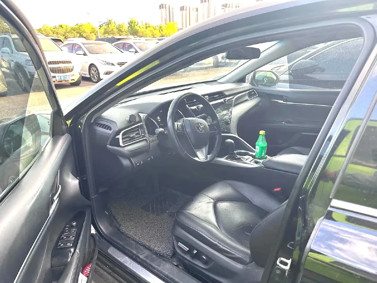 2019 Toyota Camry 2.5L 178HP L4 E-CVT Hybrid,autocango,china used car exporter,china ev exporter,chinese used car exporter,chinese used ev exporter