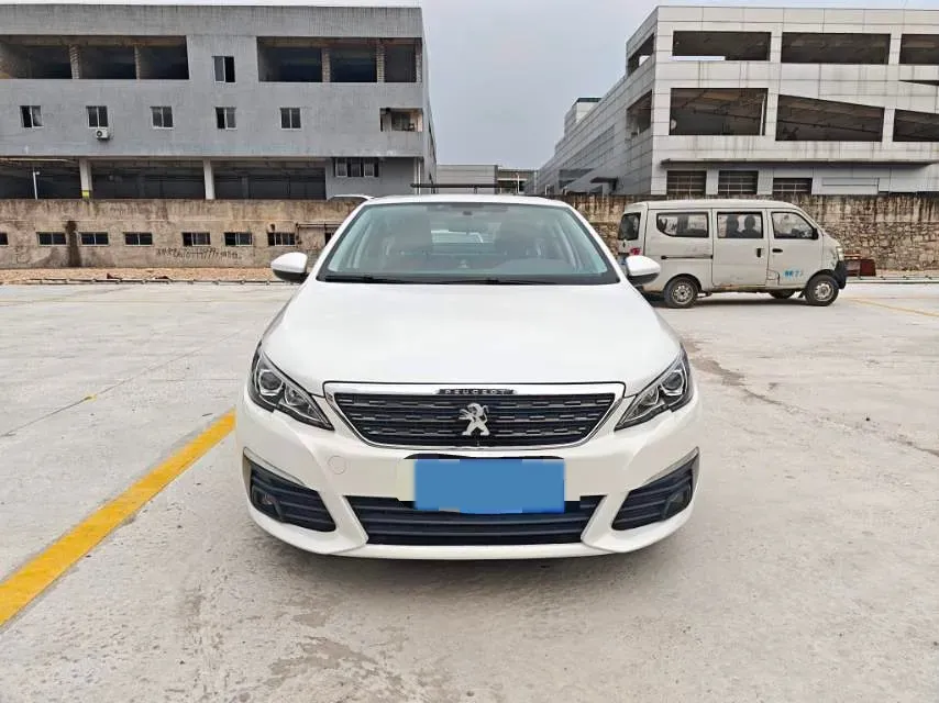 2018 Peugeot 308 1.6L 117HP L4 6AT,autocango,china used car exporter,china ev exporter,chinese used car exporter,chinese used ev exporter