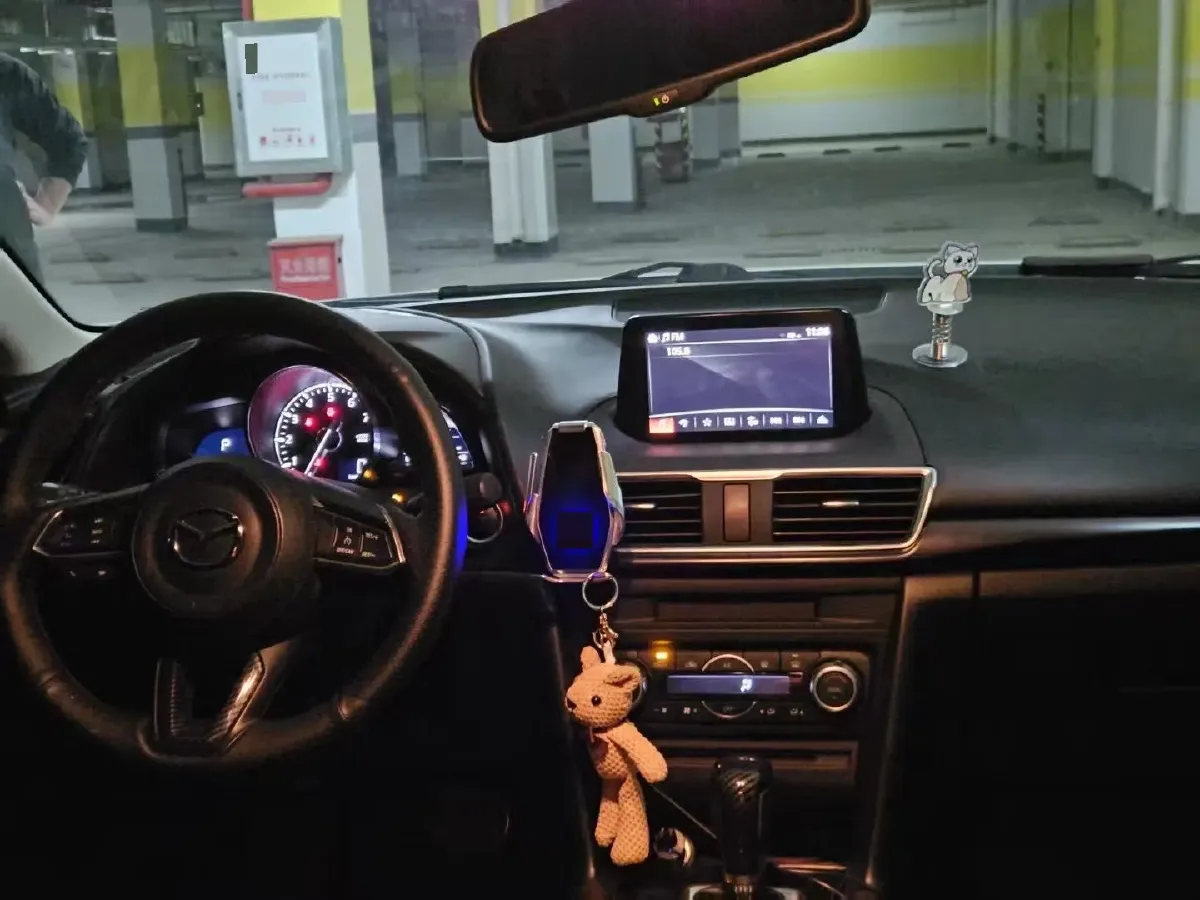 2017 Mazda 3 Axela 2.0L 158HP L4 6AT,autocango,china used car exporter,china ev exporter,chinese used car exporter,chinese used ev exporter