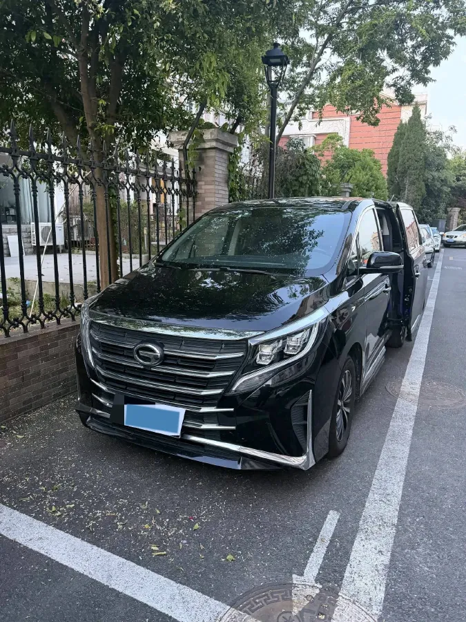 2021 GAC Trumpchi M8 2.0T 252HP L4 8AT,autocango,china used car exporter,china ev exporter,chinese used car exporter,chinese used ev exporter