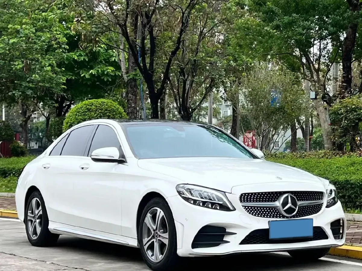 2020 Mercedes-Benz C Class 1.5T 184HP L4 9AT,autocango,china used car exporter,china ev exporter,chinese used car exporter,chinese used ev exporter