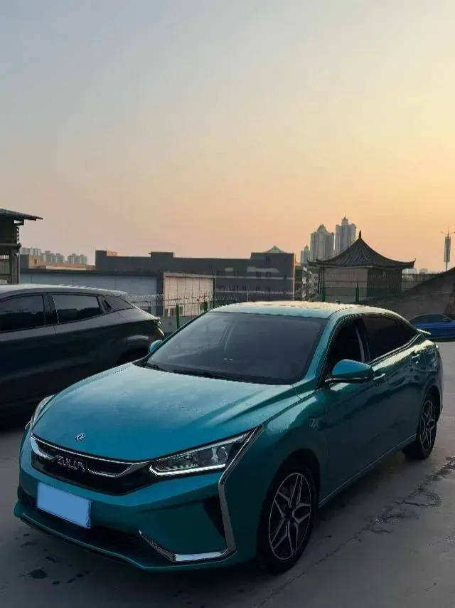 2021 DongFeng Aeolus YiXuan 1.5T 150HP L4 6DCT,autocango,china used car exporter,china ev exporter,chinese used car exporter,chinese used ev exporter