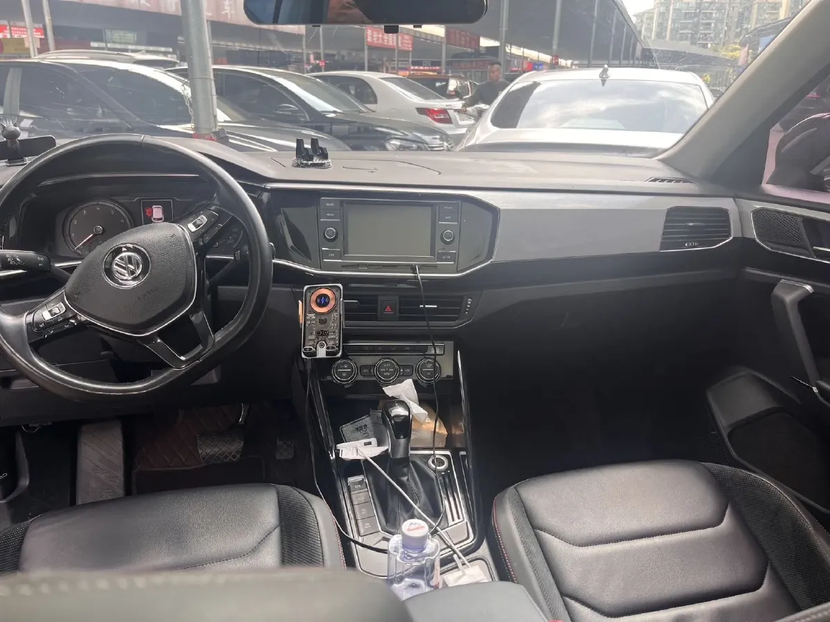 2019 Jeep Cherokee 2.0T 234HP L4 9AT,autocango,china used car exporter,china ev exporter,chinese used car exporter,chinese used ev exporter