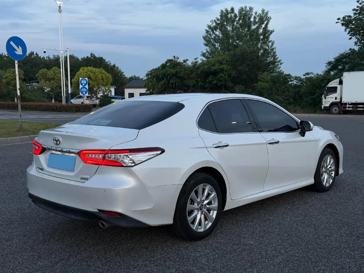 2019 Toyota Camry 2.0L 178HP L4 CVT,autocango,china used car exporter,china ev exporter,chinese used car exporter,chinese used ev exporter