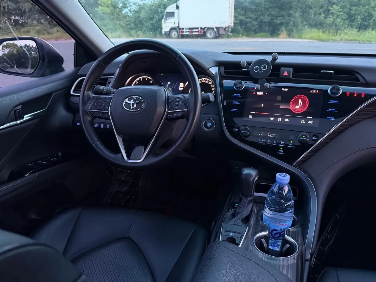 2019 Toyota Camry 2.0L 178HP L4 CVT,autocango,china used car exporter,china ev exporter,chinese used car exporter,chinese used ev exporter