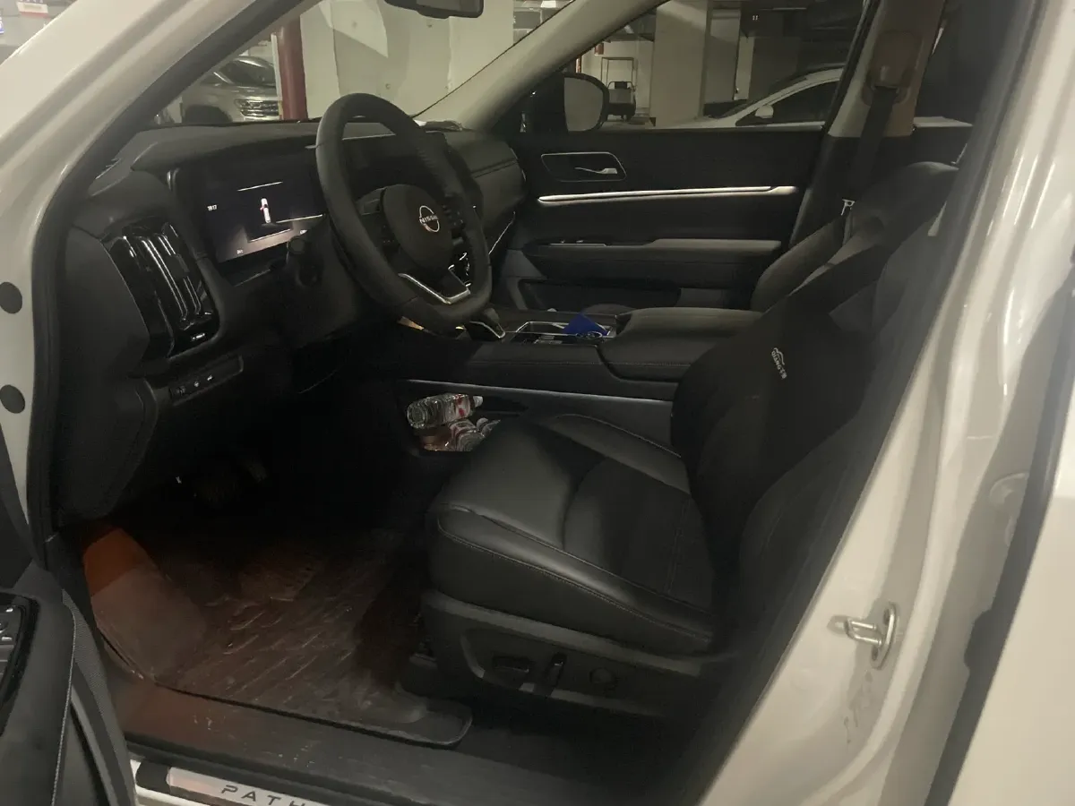 2024 Nissan Pathfinder 2.0T 252HP L4 9AT,autocango,china used car exporter,china ev exporter,chinese used car exporter,chinese used ev exporter