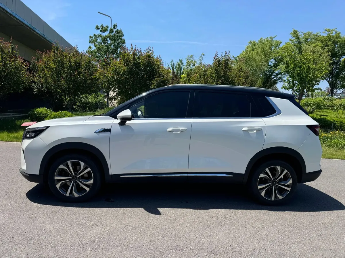 2021 WuLing XingChen 1.5T 147HP L4 CVT,autocango,china used car exporter,china ev exporter,chinese used car exporter,chinese used ev exporter