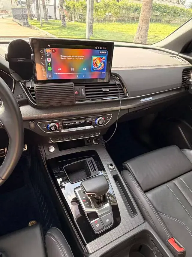 2022 Audi Q5L 2.0T 190HP L4 7DCT,autocango,china used car exporter,china ev exporter,chinese used car exporter,chinese used ev exporter