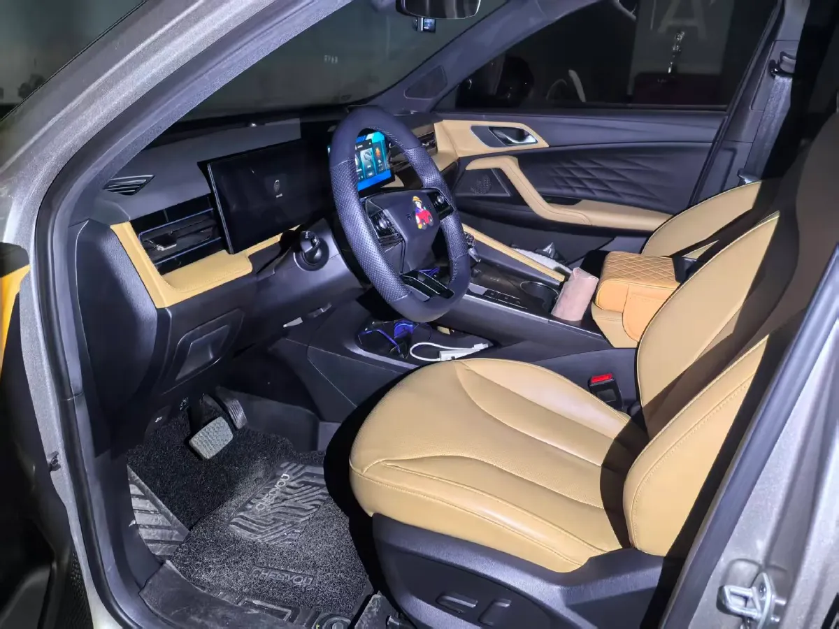 2023 Roewe RX5 1.5T 188HP L4 7DCT,autocango,china used car exporter,china ev exporter,chinese used car exporter,chinese used ev exporter
