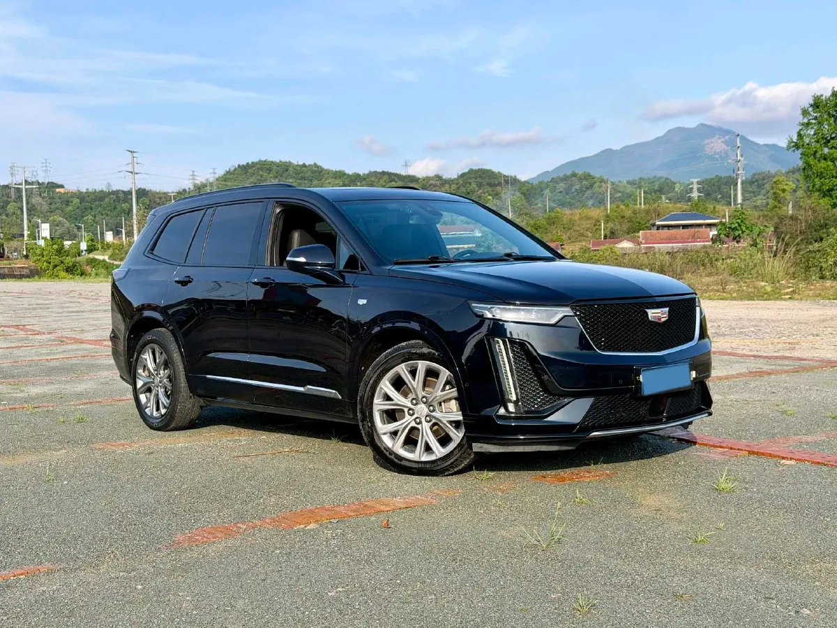 2021 Cadillac XT6 2.0T 237HP L4 9AT,autocango,china used car exporter,china ev exporter,chinese used car exporter,chinese used ev exporter