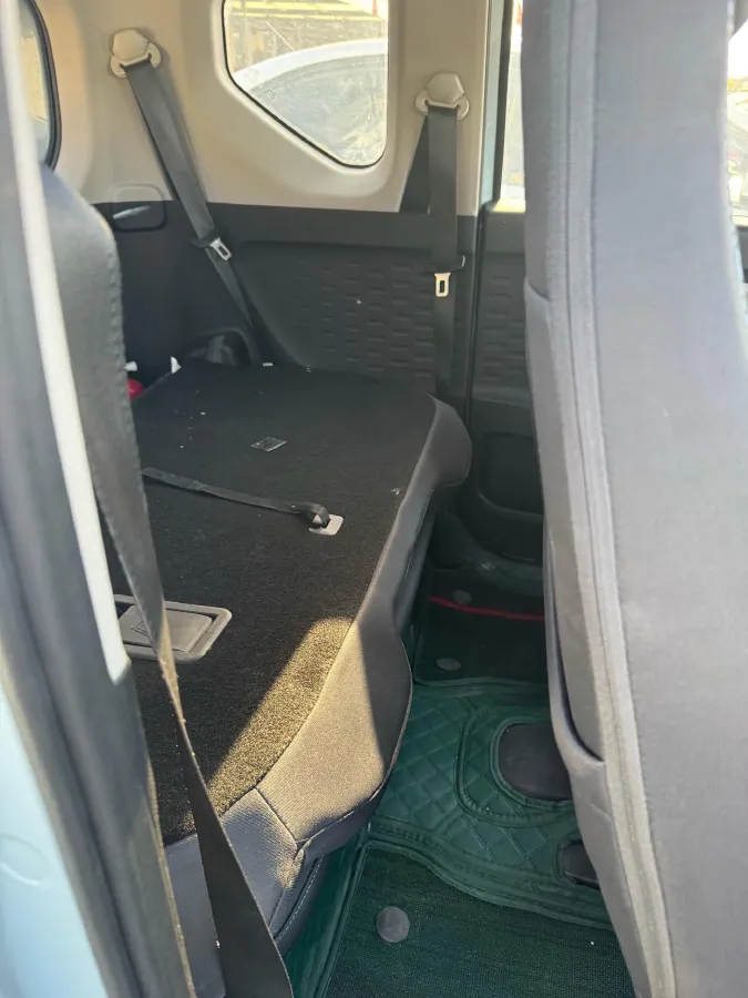 2020 WuLing HongGuang MINI EV BEV 9KWH,autocango,china used car exporter,china ev exporter,chinese used car exporter,chinese used ev exporter