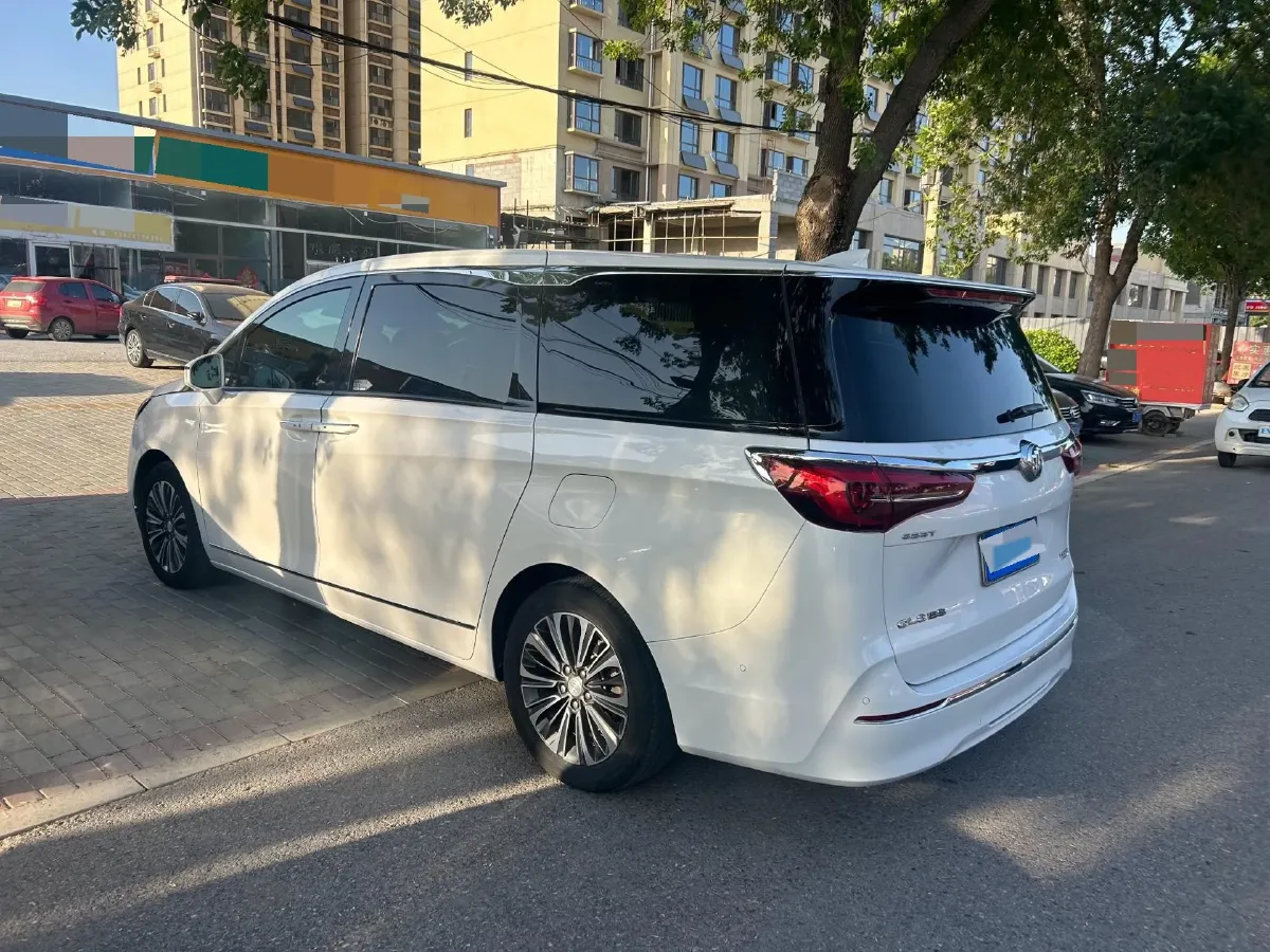 2020 Buick GL8 2.0T 237HP L4 9AT,autocango,china used car exporter,china ev exporter,chinese used car exporter,chinese used ev exporter