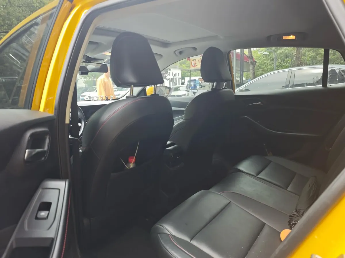 2021 MG 5 1.5T 173HP L4 7DCT,autocango,china used car exporter,china ev exporter,chinese used car exporter,chinese used ev exporter