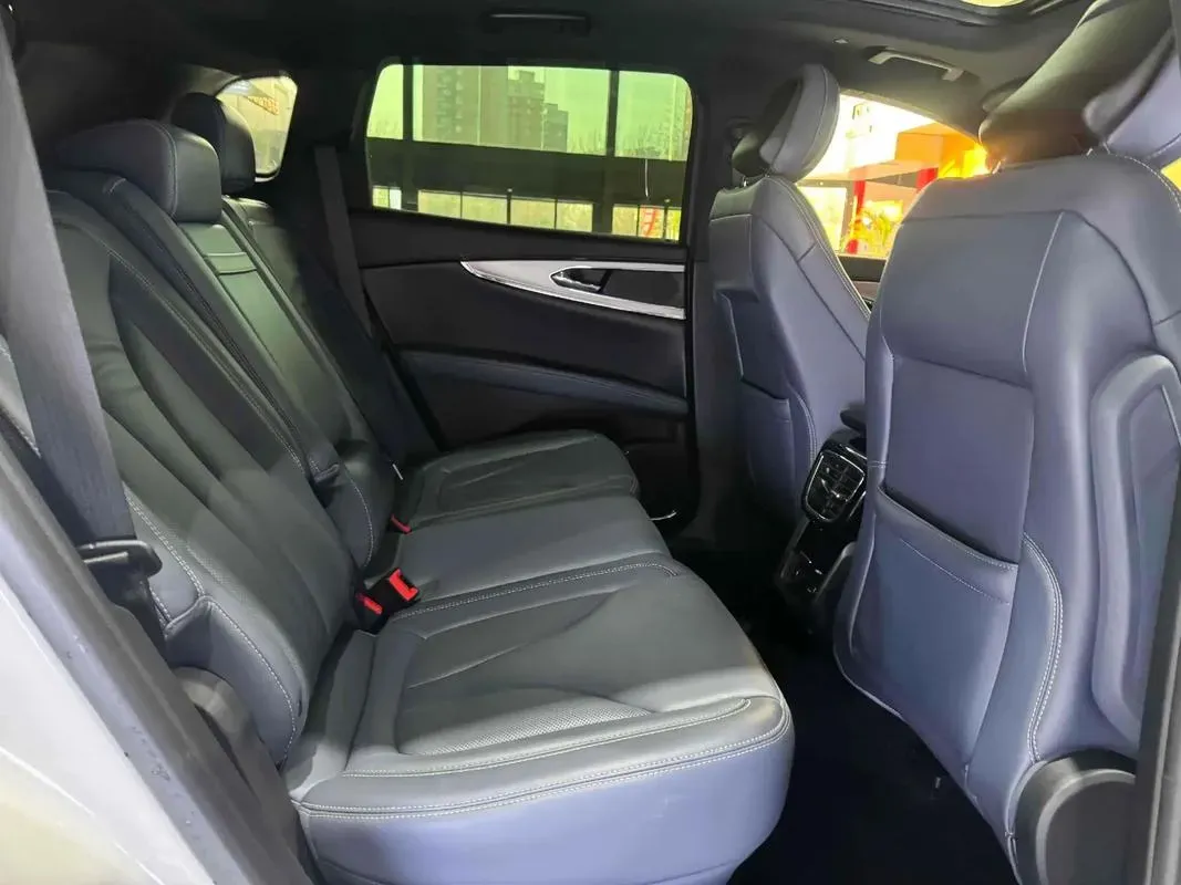 2021 Lincoln Nautilus 2.0T 245HP L4 8AT,autocango,china used car exporter,china ev exporter,chinese used car exporter,chinese used ev exporter