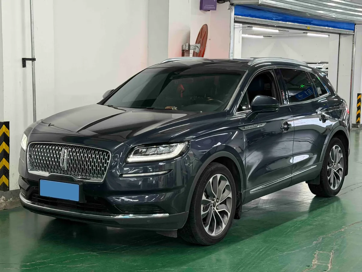 2021 Lincoln Nautilus 2.0T 245HP L4 8AT,autocango,china used car exporter,china ev exporter,chinese used car exporter,chinese used ev exporter