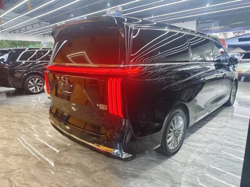 2024 Voyah ZhuiGuang 1.5T 136HP L4 PHEV 43KWH,autocango,china used car exporter,china ev exporter,chinese used car exporter,chinese used ev exporter