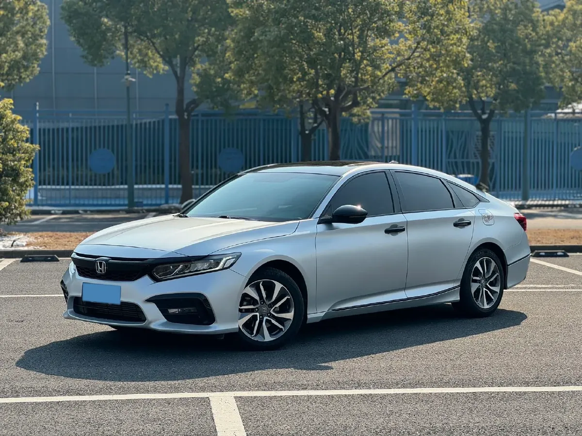 2019 Honda Inspire 1.5T 194HP L4 CVT,autocango,china used car exporter,china ev exporter,chinese used car exporter,chinese used ev exporter