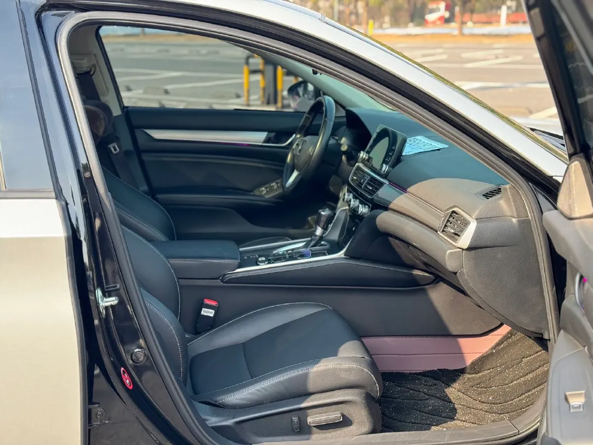2019 Honda Inspire 1.5T 194HP L4 CVT,autocango,china used car exporter,china ev exporter,chinese used car exporter,chinese used ev exporter