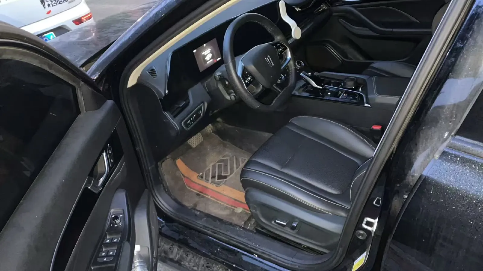 2023 Bestune B70 1.5T 169HP L4 7DCT,autocango,china used car exporter,china ev exporter,chinese used car exporter,chinese used ev exporter