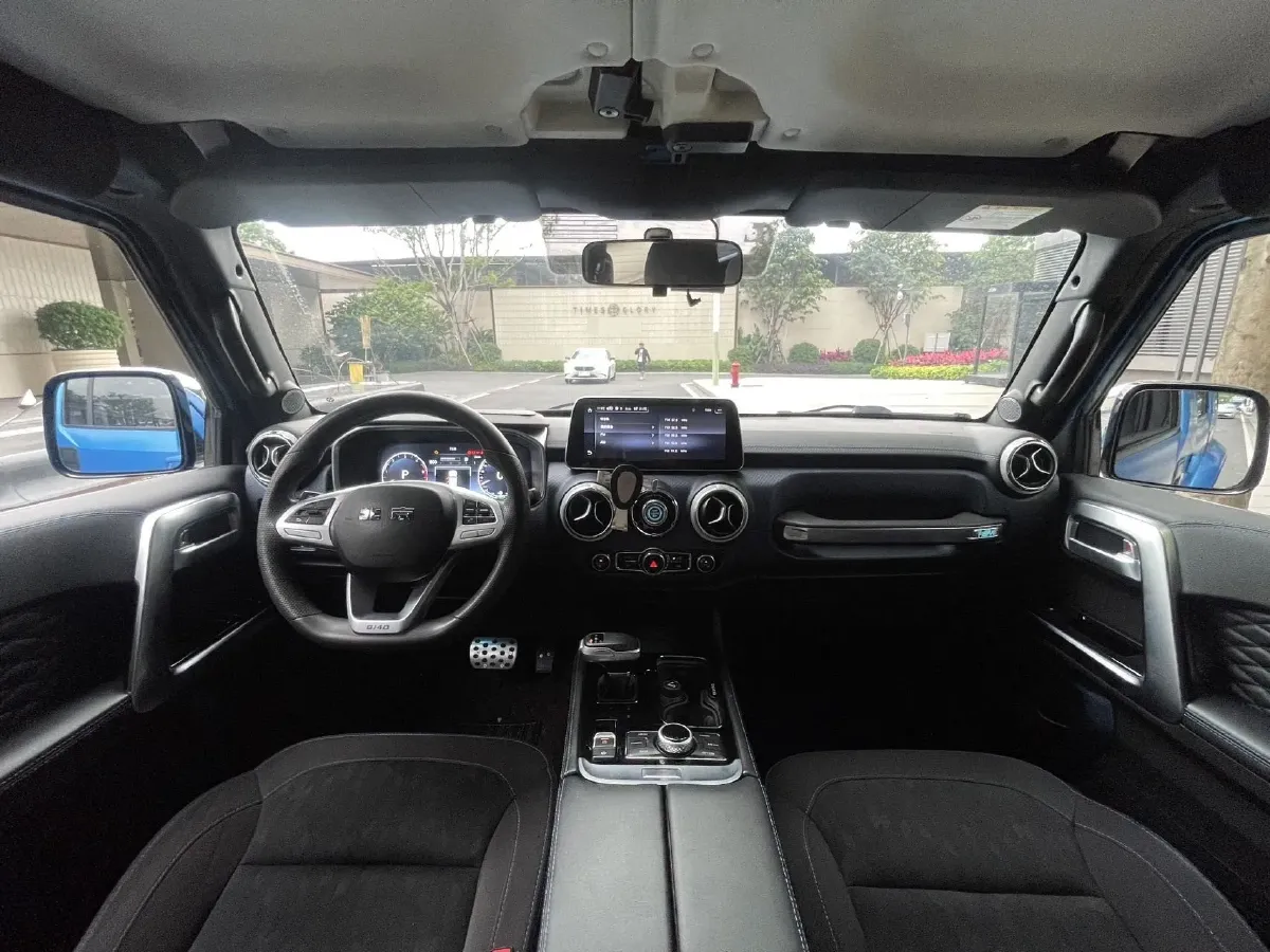 2021 Beijing BJ40 2.0T 163HP L4 8AT,autocango,china used car exporter,china ev exporter,chinese used car exporter,chinese used ev exporter
