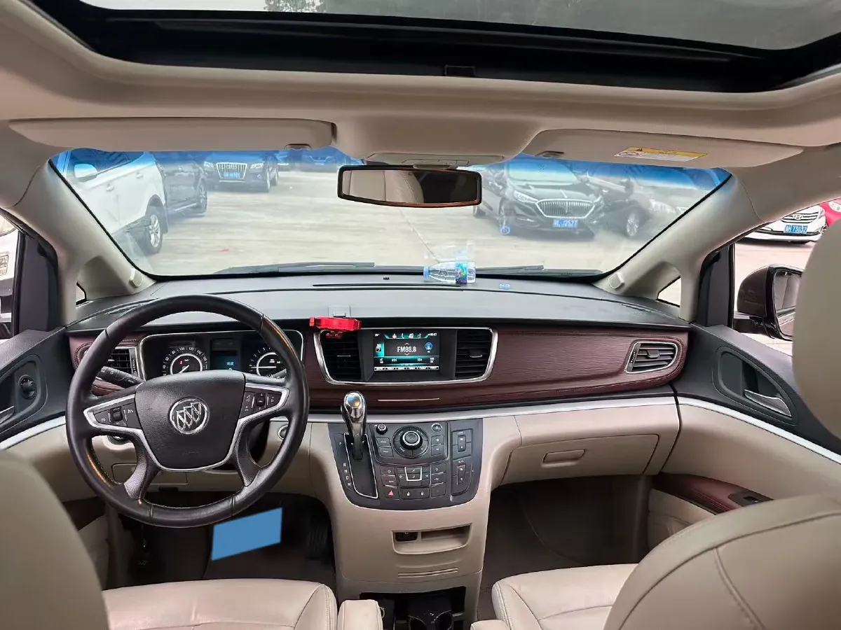2018 Buick GL8 2.0T 260HP L4 6AT,autocango,china used car exporter,china ev exporter,chinese used car exporter,chinese used ev exporter