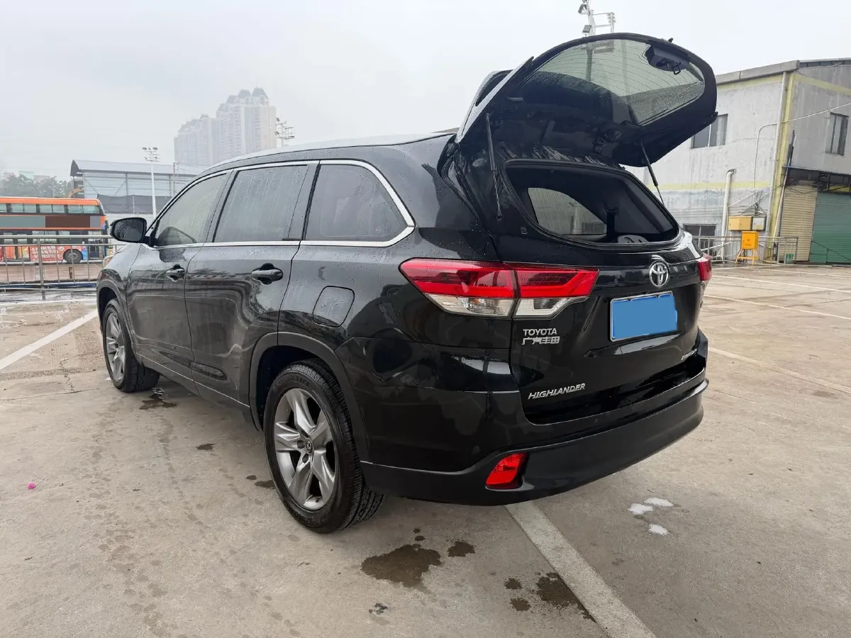 2018 Toyota Highlander 2.0T 220HP L4 6AT,autocango,china used car exporter,china ev exporter,chinese used car exporter,chinese used ev exporter
