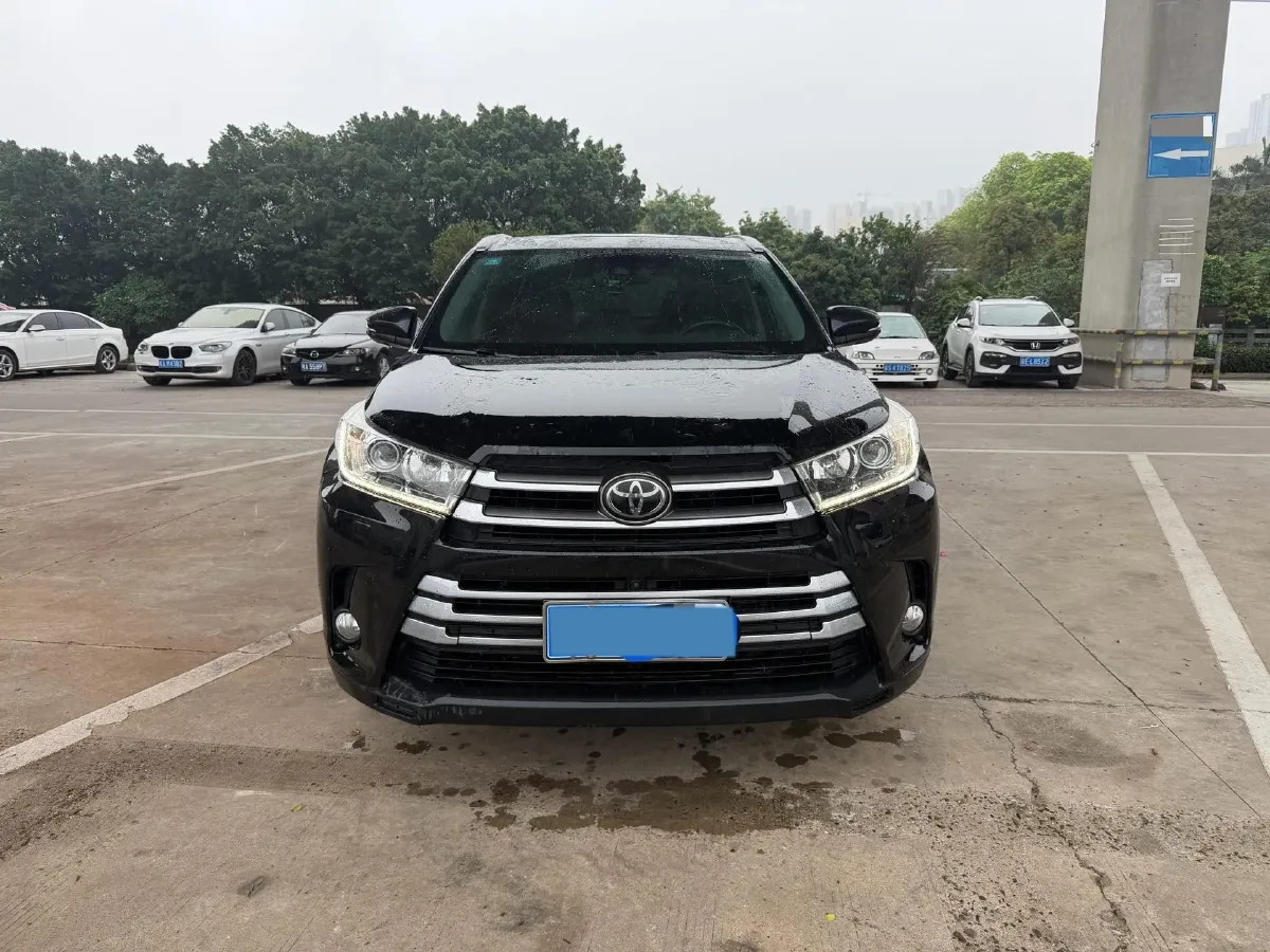 2018 Toyota Highlander 2.0T 220HP L4 6AT,autocango,china used car exporter,china ev exporter,chinese used car exporter,chinese used ev exporter
