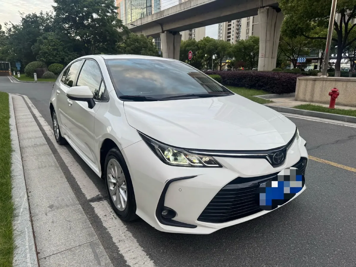 2021 Toyota Corolla 1.2T 116HP L4 CVT,autocango,china used car exporter,china ev exporter,chinese used car exporter,chinese used ev exporter
