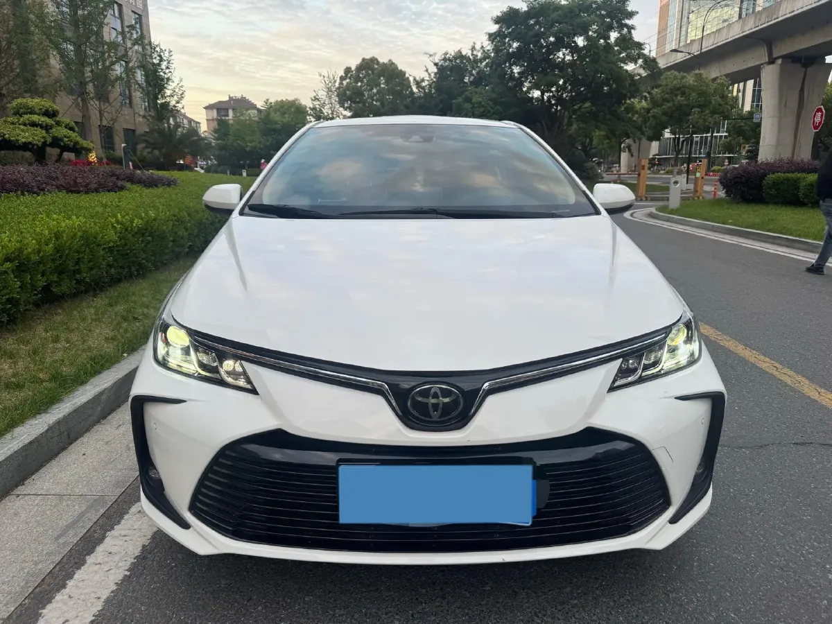 2021 Toyota Corolla 1.2T 116HP L4 CVT,autocango,china used car exporter,china ev exporter,chinese used car exporter,chinese used ev exporter
