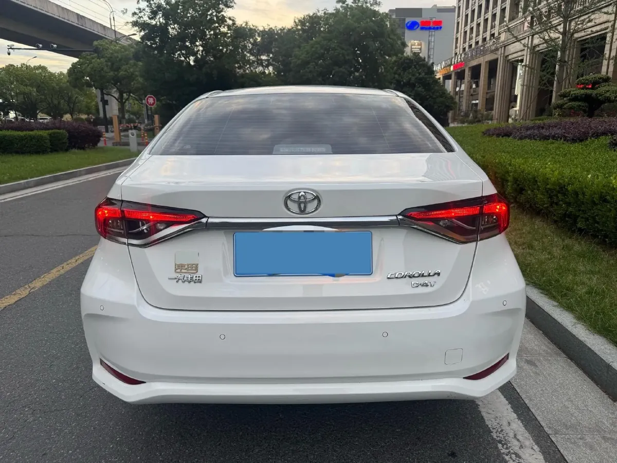 2021 Toyota Corolla 1.2T 116HP L4 CVT,autocango,china used car exporter,china ev exporter,chinese used car exporter,chinese used ev exporter
