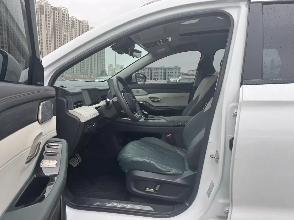 2023 Chery Tiggo 9 2.0T 261HP L4 8AT,autocango,china used car exporter,china ev exporter,chinese used car exporter,chinese used ev exporter