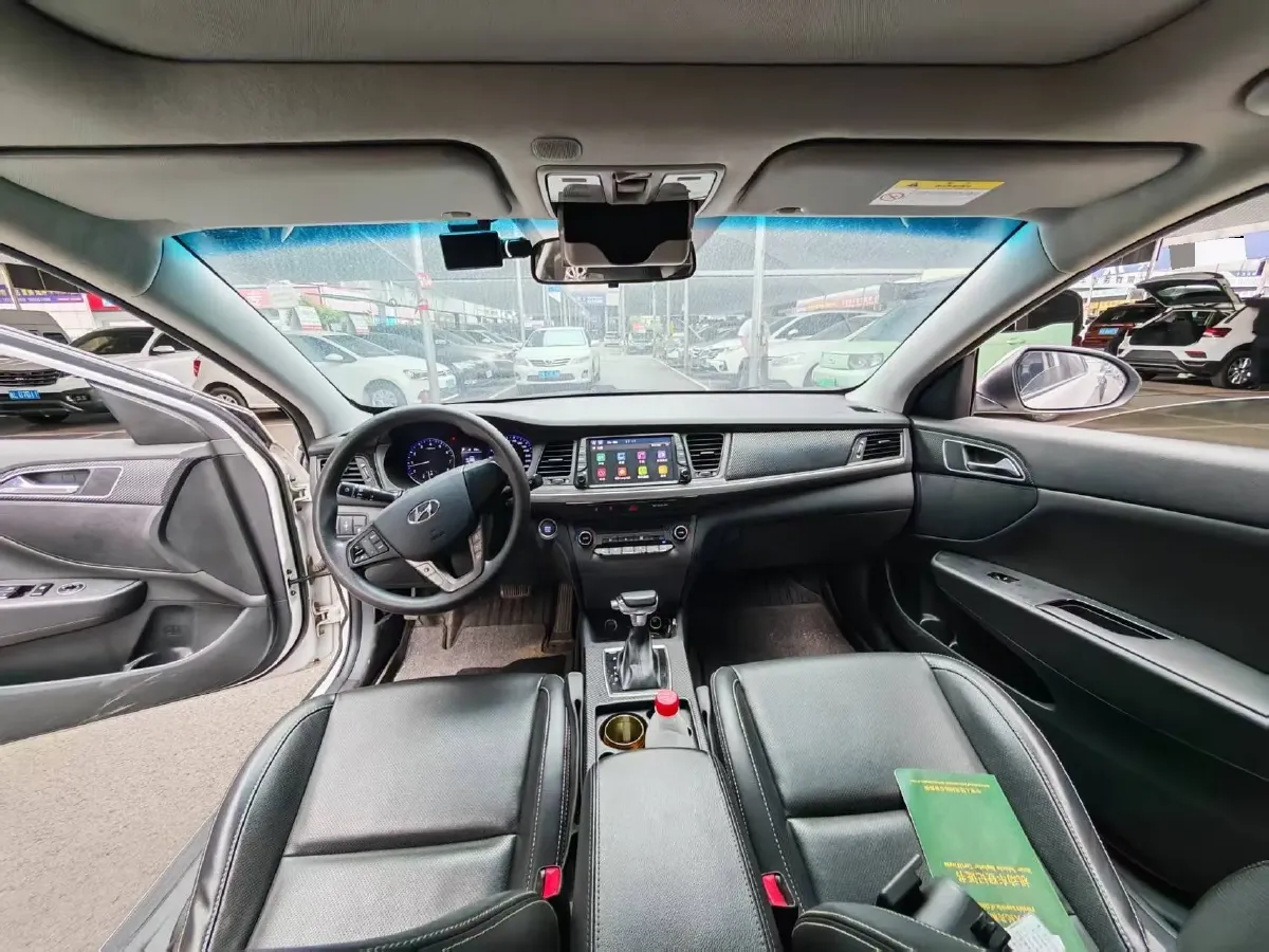 2017 Hyundai Mistra 1.6T 175HP L4 7DCT,autocango,china used car exporter,china ev exporter,chinese used car exporter,chinese used ev exporter