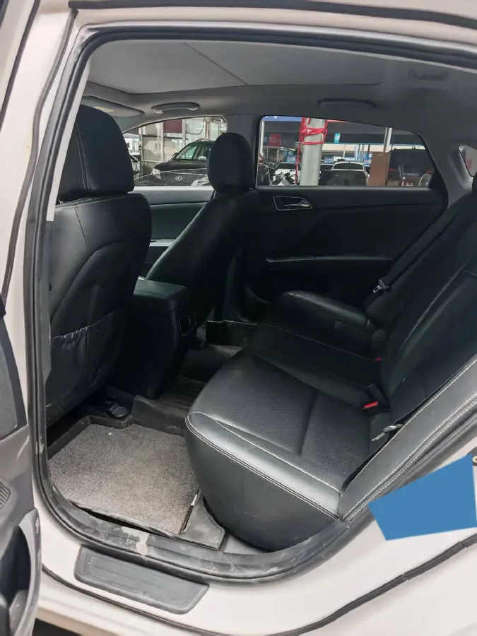 2017 Hyundai Mistra 1.6T 175HP L4 7DCT,autocango,china used car exporter,china ev exporter,chinese used car exporter,chinese used ev exporter