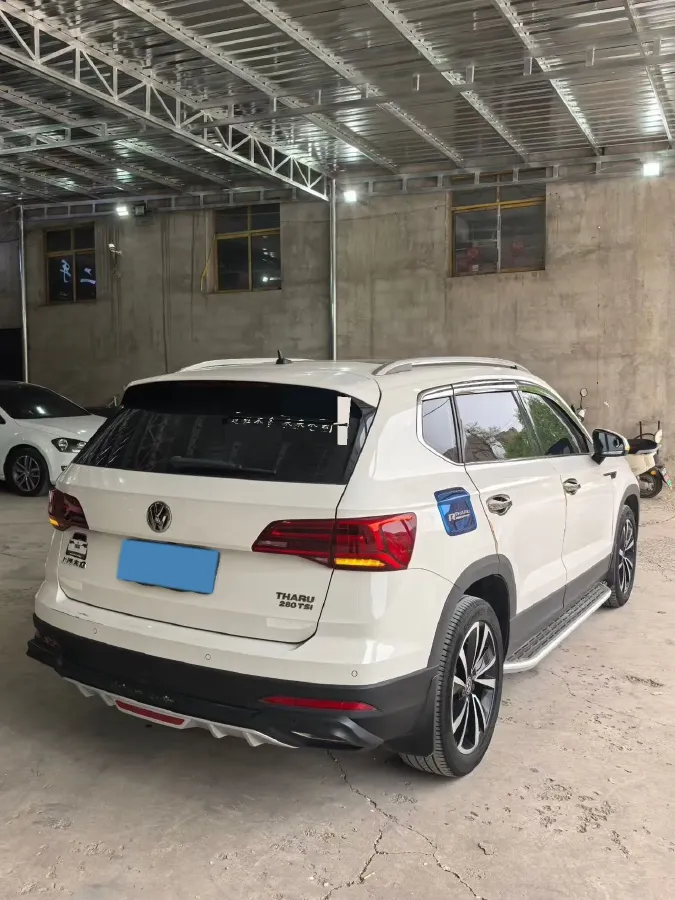 2019 MINI MINI 1.5T 102HP L3 7DCT,autocango,china used car exporter,china ev exporter,chinese used car exporter,chinese used ev exporter