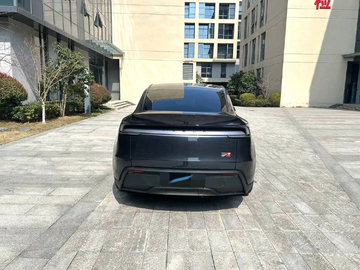 2025 Tesla Model Y BEV 78.4KWH,autocango,china used car exporter,china ev exporter,chinese used car exporter,chinese used ev exporter